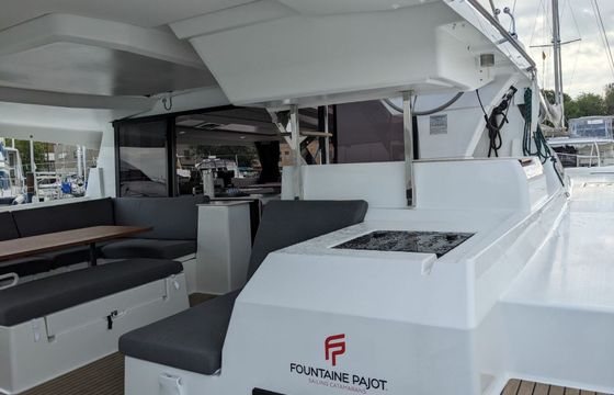 Fountaine Pajot Tanna 47 Dragonfly