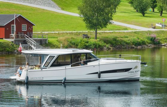 Greenline 39 Porsgrunn Electric yacht