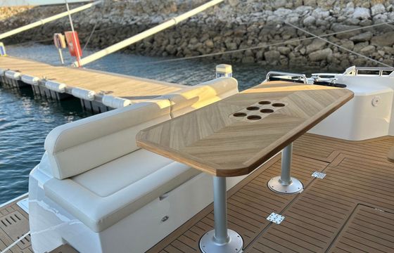 Greenline 45 Fly Hybrid Green Ocean 1