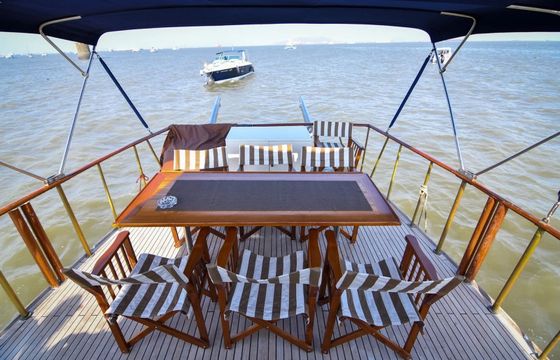 Grand Banks 42 Genesis