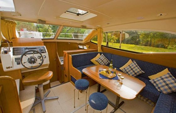 Haines Navig 34 9