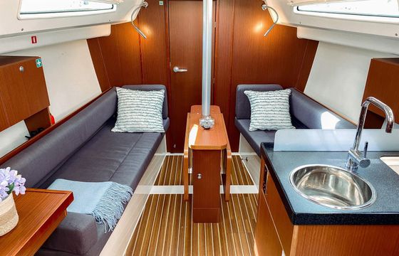 Hanse 315 Mothership