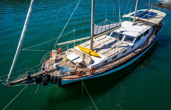 Gulet 78 Azura
