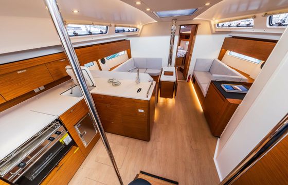 Hanse 410 Spark