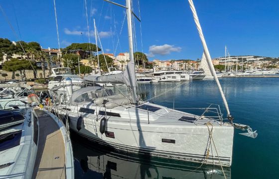 Hanse 388 Pixtin