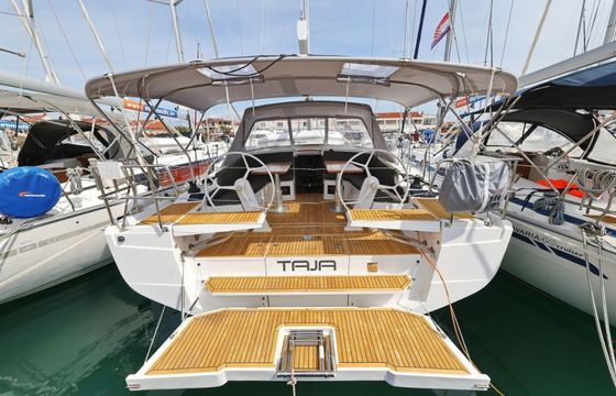 Hanse 410 Taja