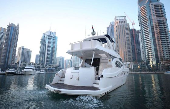 Gulf Craft Majesty 50F Yacht Alee
