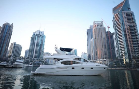 Gulf Craft Majesty 50F Yacht Alee