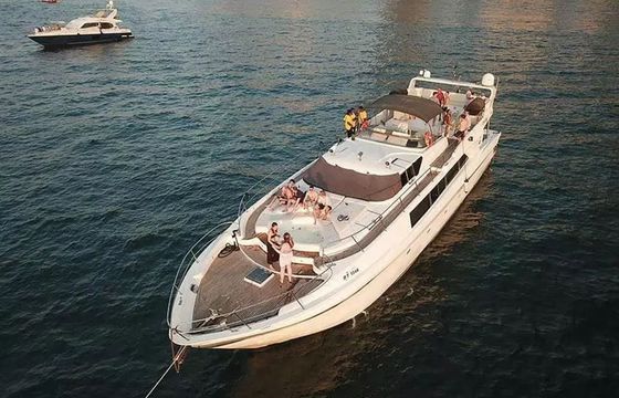 Gulf Craft Majesty 88 Cobone