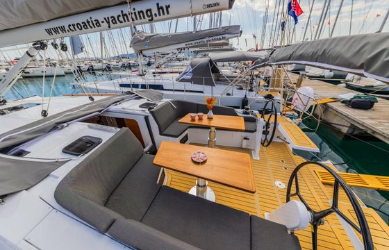 Hanse 410 Spark