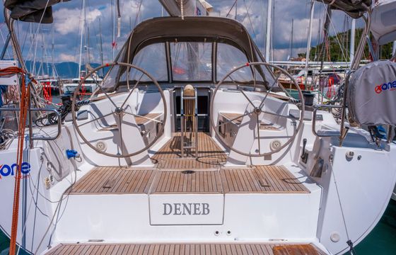 Hanse 445 Deneb