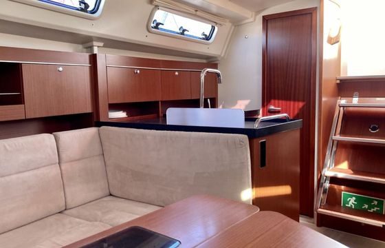Hanse 345 Sofun 2