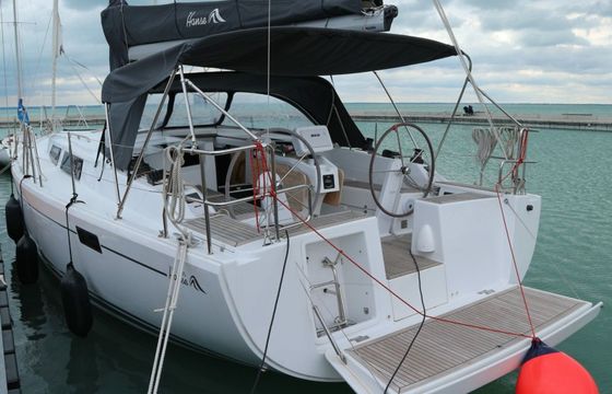 Hanse 385 Four