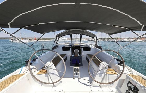Hanse 388 Chablis