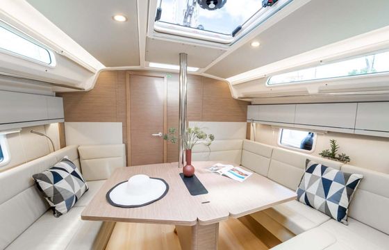 Hanse 388 Daydream