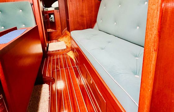 Hallberg Rassy 352 Viking Queen