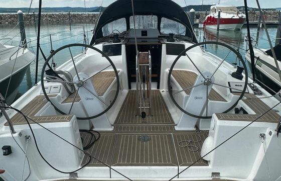 Hanse 315 Prestige