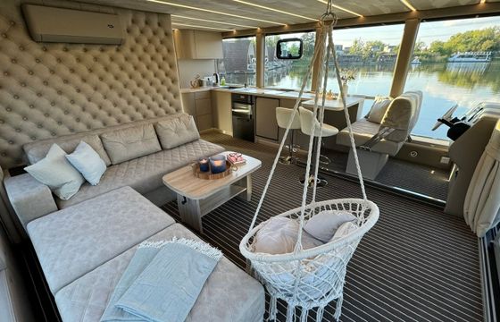 Houseboat Luxboot Enrika