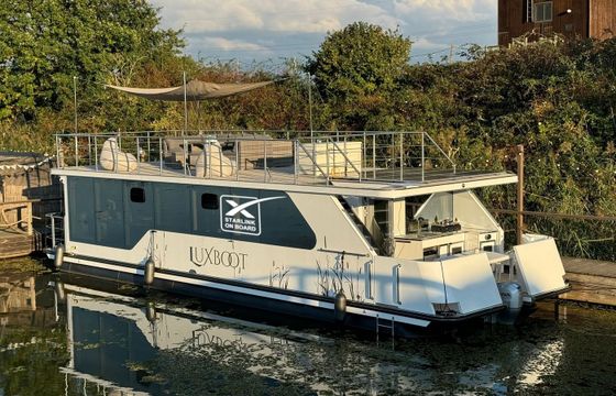 Houseboat Luxboot Enrika