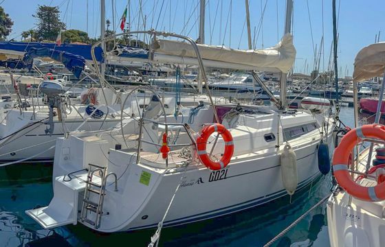 Hanse 320 Sicily