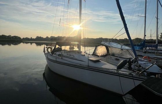 Hunter 28.5 Quest