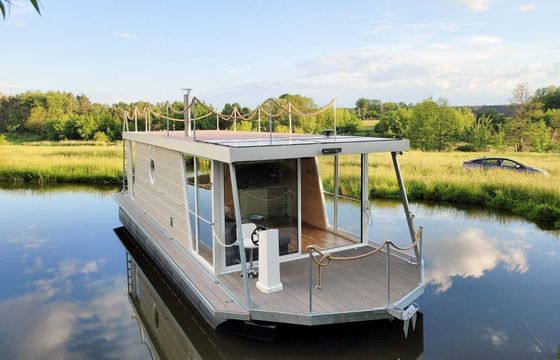 Houseboat Saunalounge 12.2 Senno Lutz