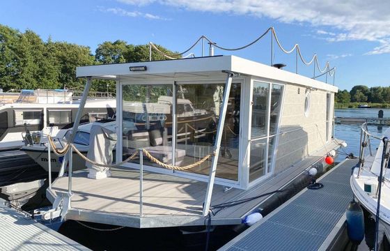 Houseboat Saunalounge 12.2 Senno Lutz