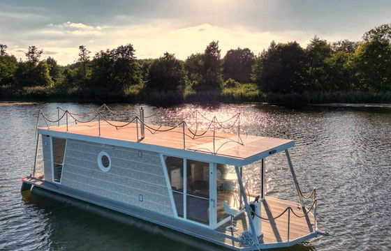 Houseboat Saunalounge 12.2 Senno Lutz