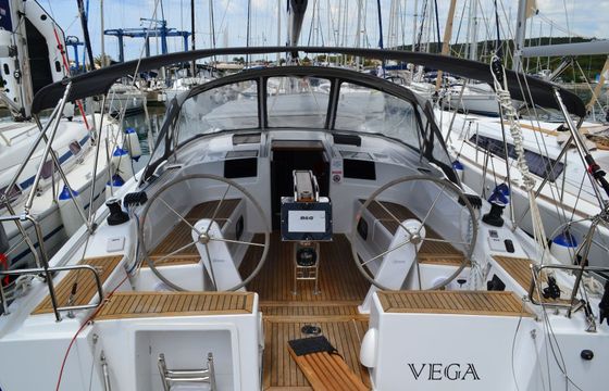Hanse 415 Vega