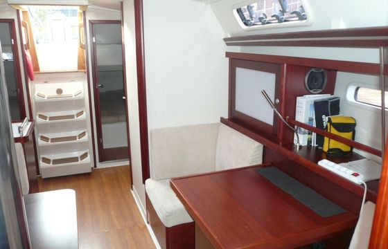 Hanse 400 Providence