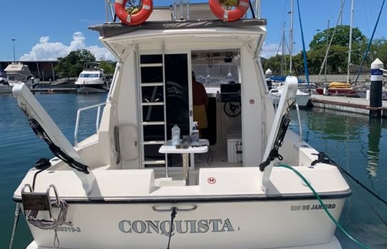 Intermarine 32 Conquista