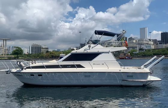 Intermarine 32 Conquista