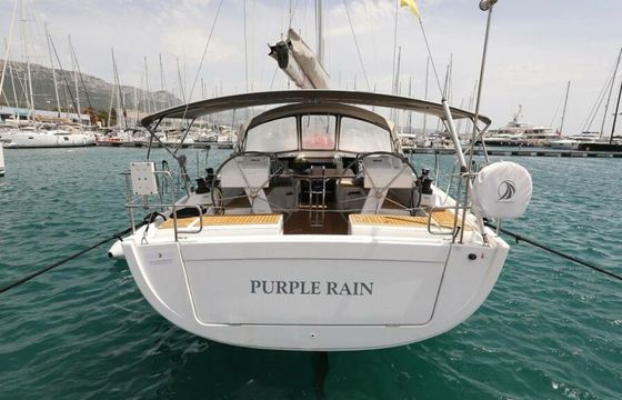 Hanse 455 Purple Rain