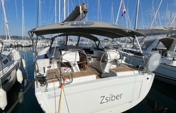 Hanse 455 Zsiber