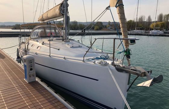 Harmony 38 Lorina