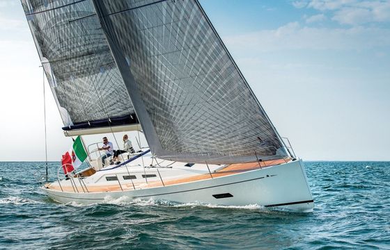 Italia Yachts 13.98 Mira