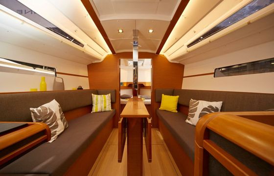 Jeanneau 349 Vagabond