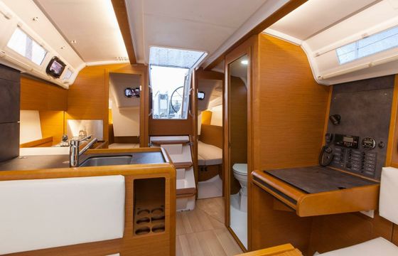 Jeanneau 349 Vagabond