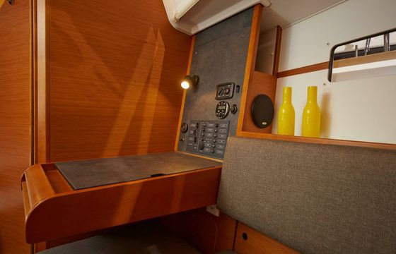 Jeanneau 349 Vagabond