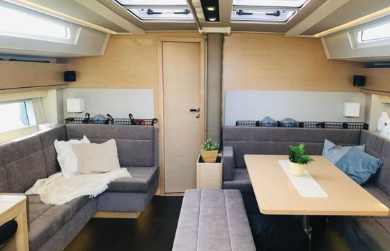 Hanse 548 Janna