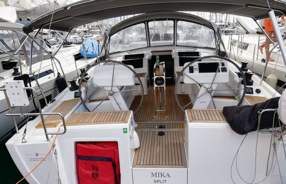 Hanse 458 Mika