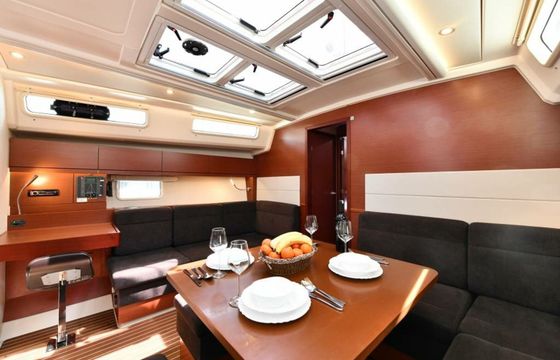 Hanse 458 Sarisu