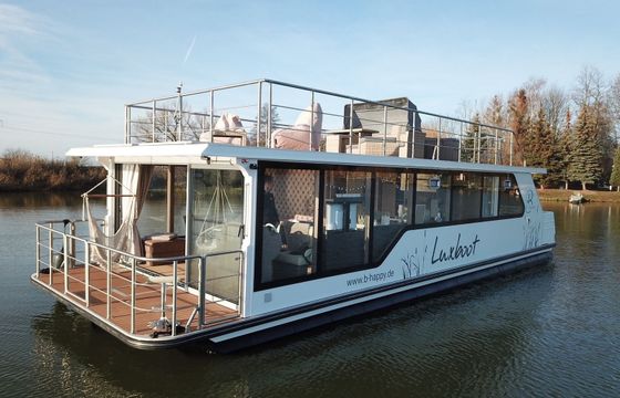 Houseboat Luxboot Aurora