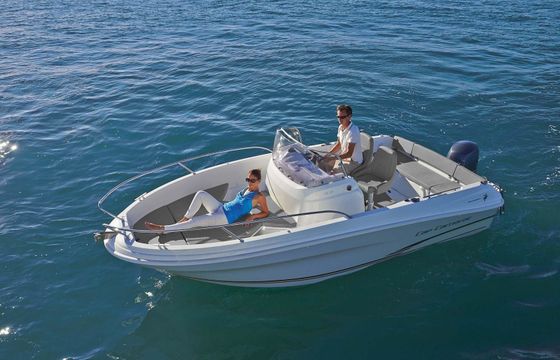 Jeanneau Cap Camarat 5.5 CC Aitxe Motor