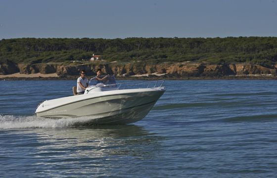 Jeanneau Cap Camarat 5.5 CC Aitxe Motor
