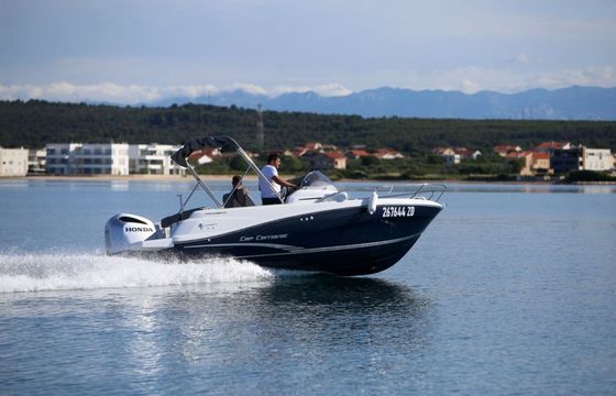 Jeanneau Cap Camarat 6.5 WA 21