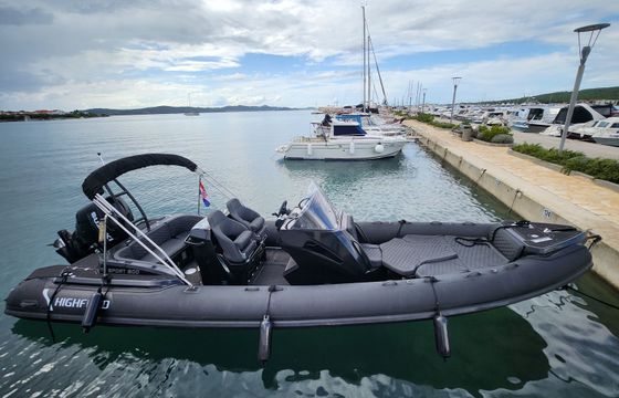 Highfield Sport 800 Black Panther