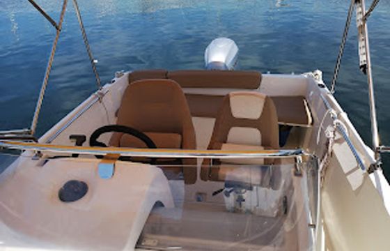 Jeanneau Cap Camarat 5.5 Cap