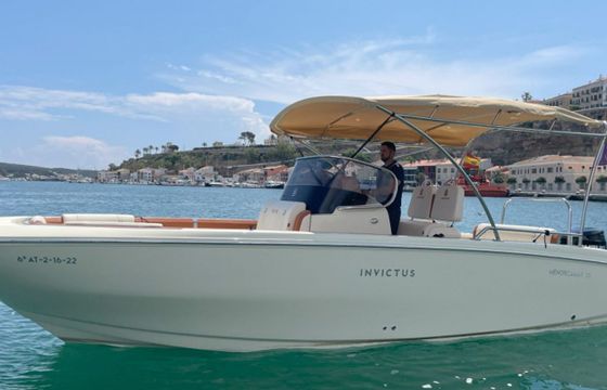 Invictus 240 Menorcamar 11