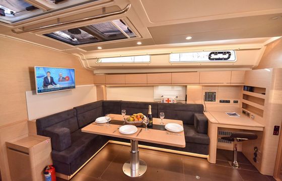Hanse 508 Hamam